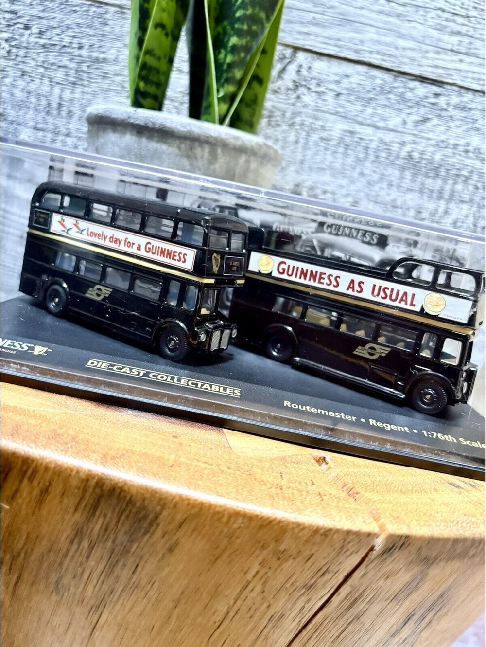 GUINNESS | Die-Cast 2x DD-Buses "Routemaster" & "Regent" 1:76 Scale Merch